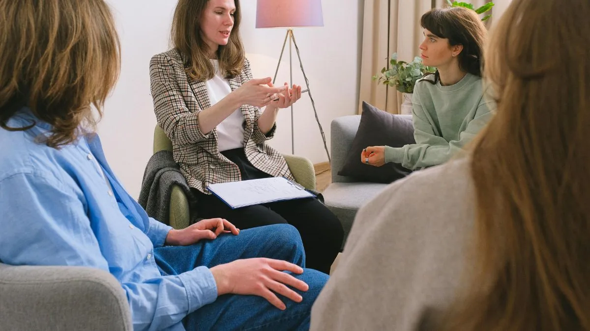 Choosing the Best UK Rehab Center: Key Decision Factors